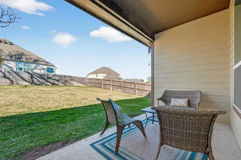 917 Farm Path Brenham TX 77833