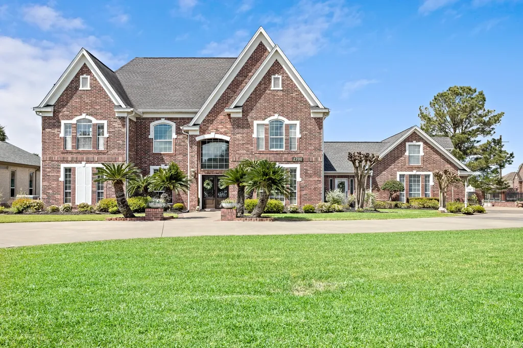 2700 Spurlock Road Nederland TX 77627