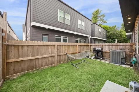 2625 Paul Quinn Street B Houston TX 77091
