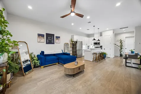2625 Paul Quinn Street B Houston TX 77091