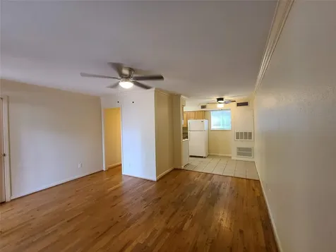 1523 Heights Boulevard 5 Houston TX 77008