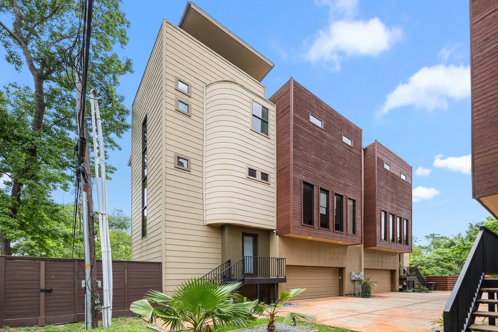 1901 W 14th 1/2 Street C Houston TX 77008