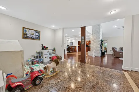 16914 Creeksouth Road Houston TX 77068