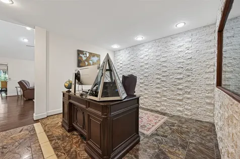 16914 Creeksouth Road Houston TX 77068