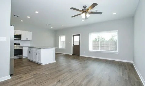 14010 Longstreet Road Road 1c Willis TX 77318