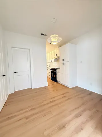1201 W Gray Street 3 Houston TX 77019