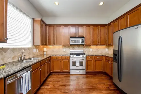 2614 Maxroy Street Houston TX 77007