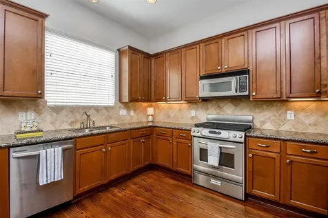 2614 Maxroy Street Houston TX 77007