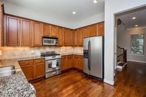 2614 Maxroy Street Houston TX 77007