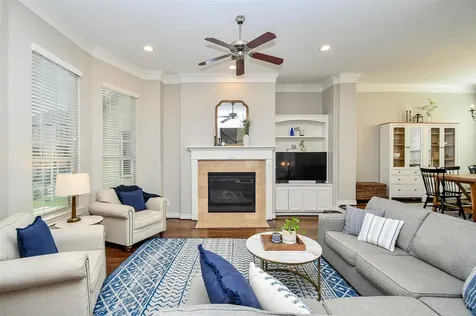 2614 Maxroy Street Houston TX 77007