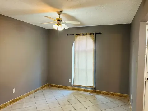 7619 Vernwood Street Houston TX 77040
