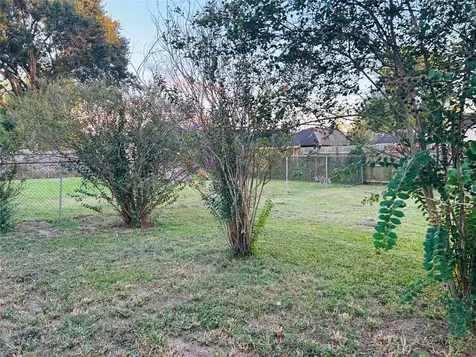 7619 Vernwood Street Houston TX 77040