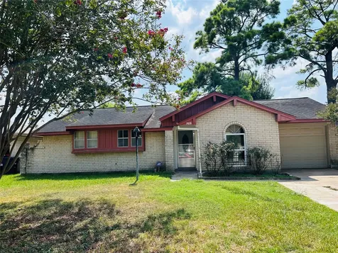 7619 Vernwood Street Houston TX 77040