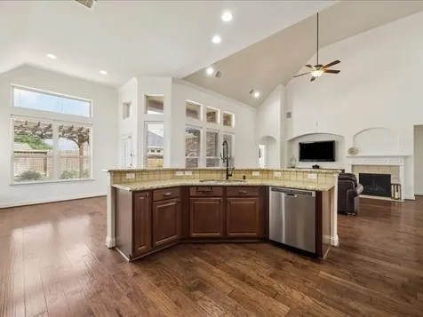1701 Preserve Lane Pearland TX 77089