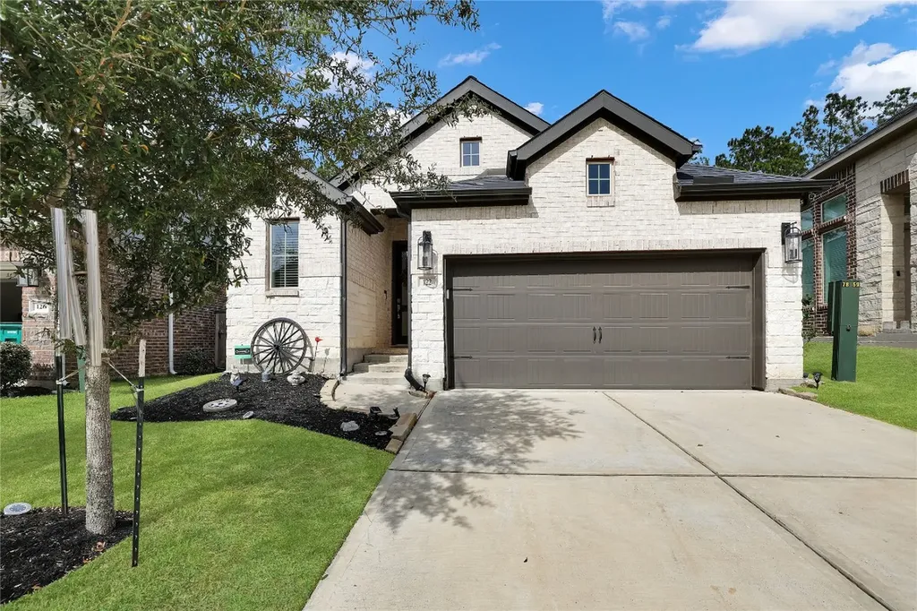 122 Hidden Peak Drive Montgomery TX 77316