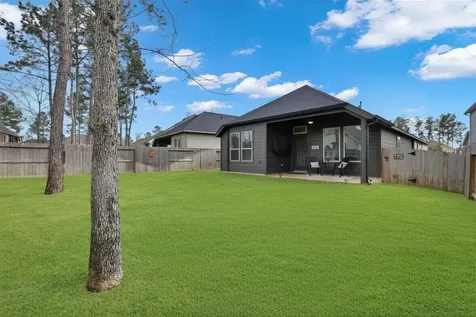 122 Hidden Peak Drive Montgomery TX 77316