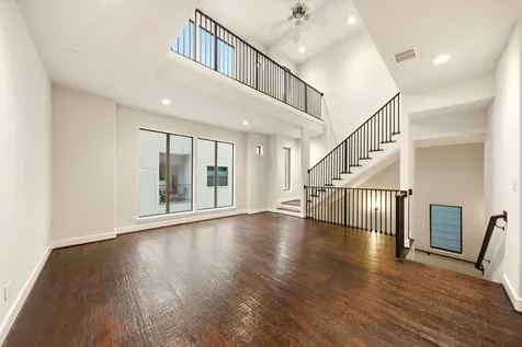2706 Leeland Street Houston TX 77003