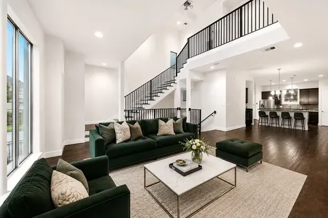 2706 Leeland Street Houston TX 77003