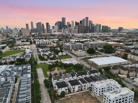 2706 Leeland Street Houston TX 77003