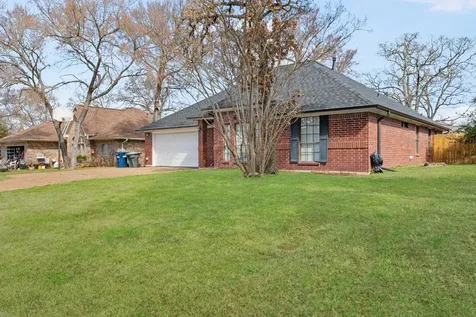 3009 Durango Street College Station TX 77845