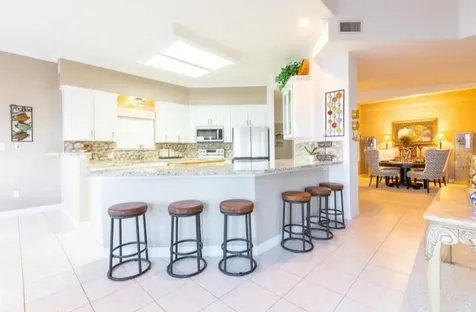 423 Hana Drive Tiki Island TX 77554