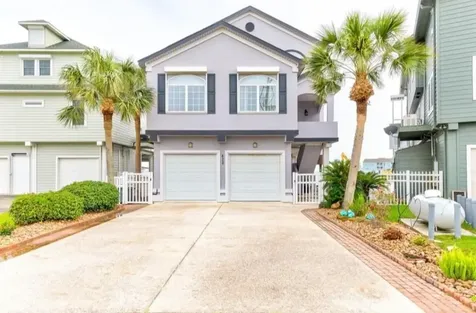 423 Hana Drive Tiki Island TX 77554