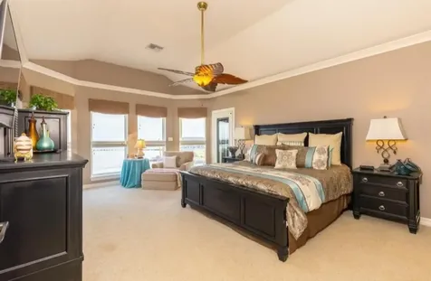 423 Hana Drive Tiki Island TX 77554