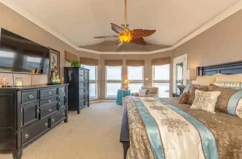 423 Hana Drive Tiki Island TX 77554