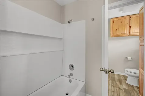 3067 Cr-580 West Columbia TX 77486
