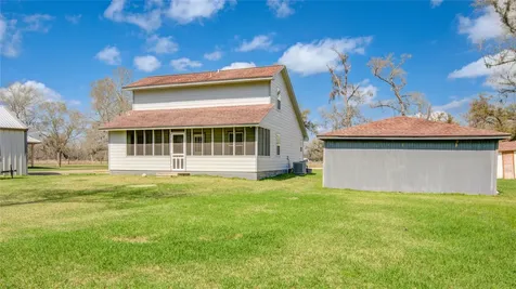 3067 Cr-580 West Columbia TX 77486