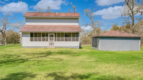 3067 Cr-580 West Columbia TX 77486