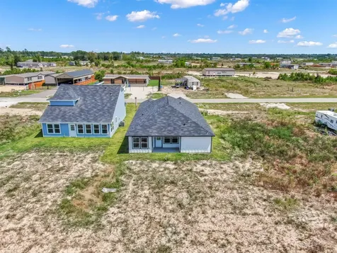 1441 Road 5734 Cleveland TX 77327