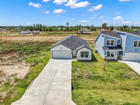 1441 Road 5734 Cleveland TX 77327