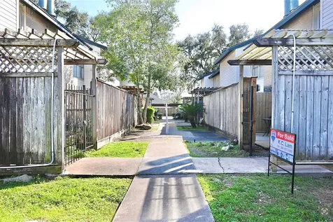 7918 Prestwood Drive 4 Houston TX 77036