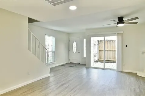 7918 Prestwood Drive 4 Houston TX 77036