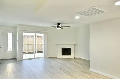 7918 Prestwood Drive 4 Houston TX 77036