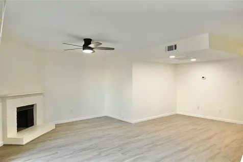7918 Prestwood Drive 4 Houston TX 77036