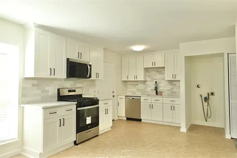 7918 Prestwood Drive 4 Houston TX 77036