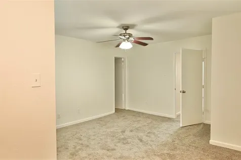 7918 Prestwood Drive 4 Houston TX 77036