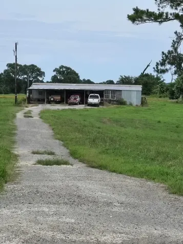 6140 & 6142 E Highway 84 Palestine TX 75801