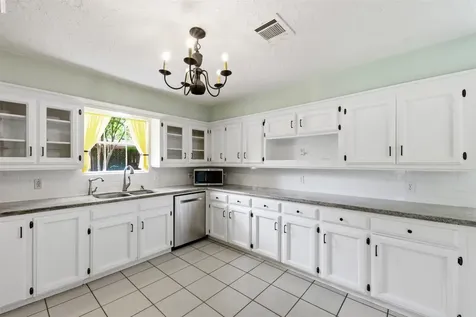 2015 Shady Branch Drive Kingwood TX 77339