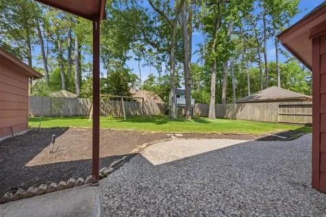 2015 Shady Branch Drive Kingwood TX 77339