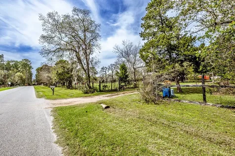 25790 Lakeside Drive Hockley TX 77447