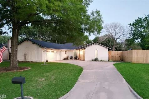 3010 Broadmoor Drive Sugar Land TX 77478