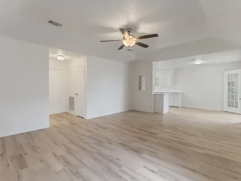 1808 Leissner Street Bay City TX 77414