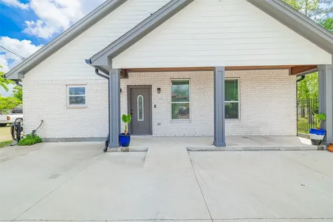 8914 Sandra Street Houston TX 77016