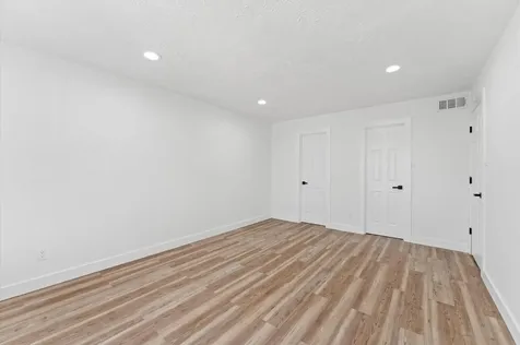 17331 Red Oak Drive 14 Houston TX 77090