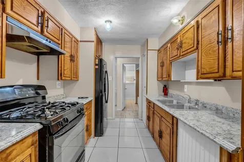 1901 Texoma Street Baytown TX 77520
