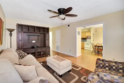 12024B Mighty Oak Drive Houston TX 77066