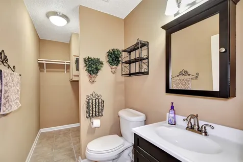 12024B Mighty Oak Drive Houston TX 77066